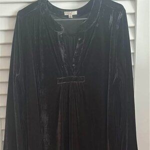 Easel Velvet dress